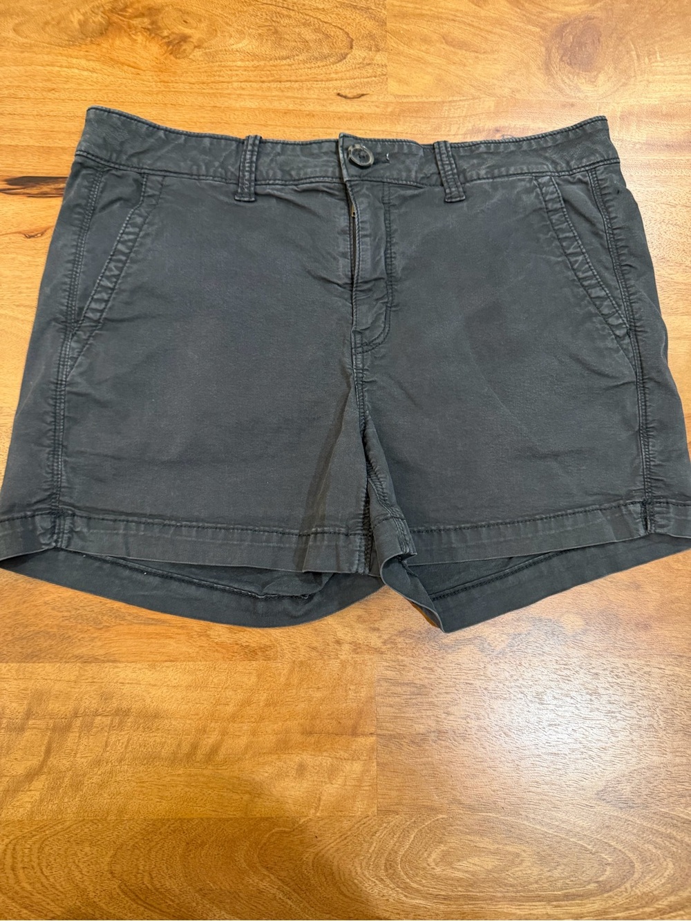 American Eagle Outfitters Vintage Black Women's Chino Shorts Size 10